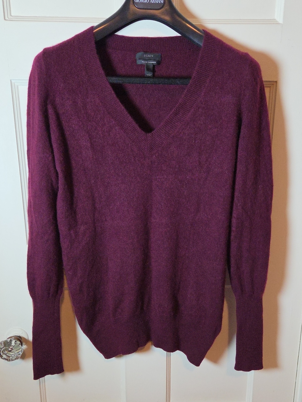 J. Crew Women’s Italian Cashmere Vneck Sweater in Burgundy Size Medium